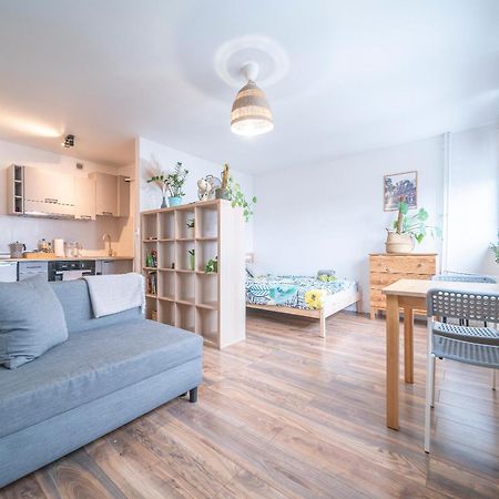 Ferienwohnung 10Th Floor Studio In The City Center Of Breslau Exterior foto