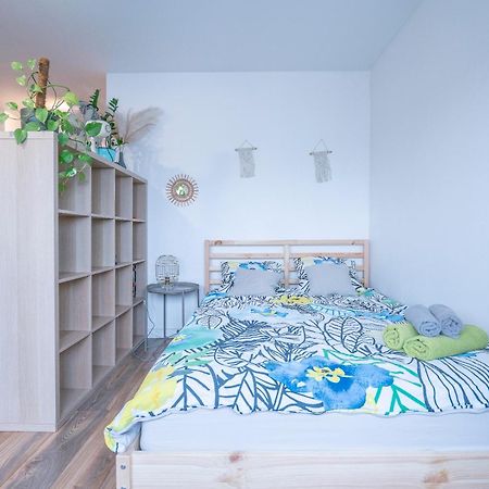 Ferienwohnung 10Th Floor Studio In The City Center Of Breslau Exterior foto